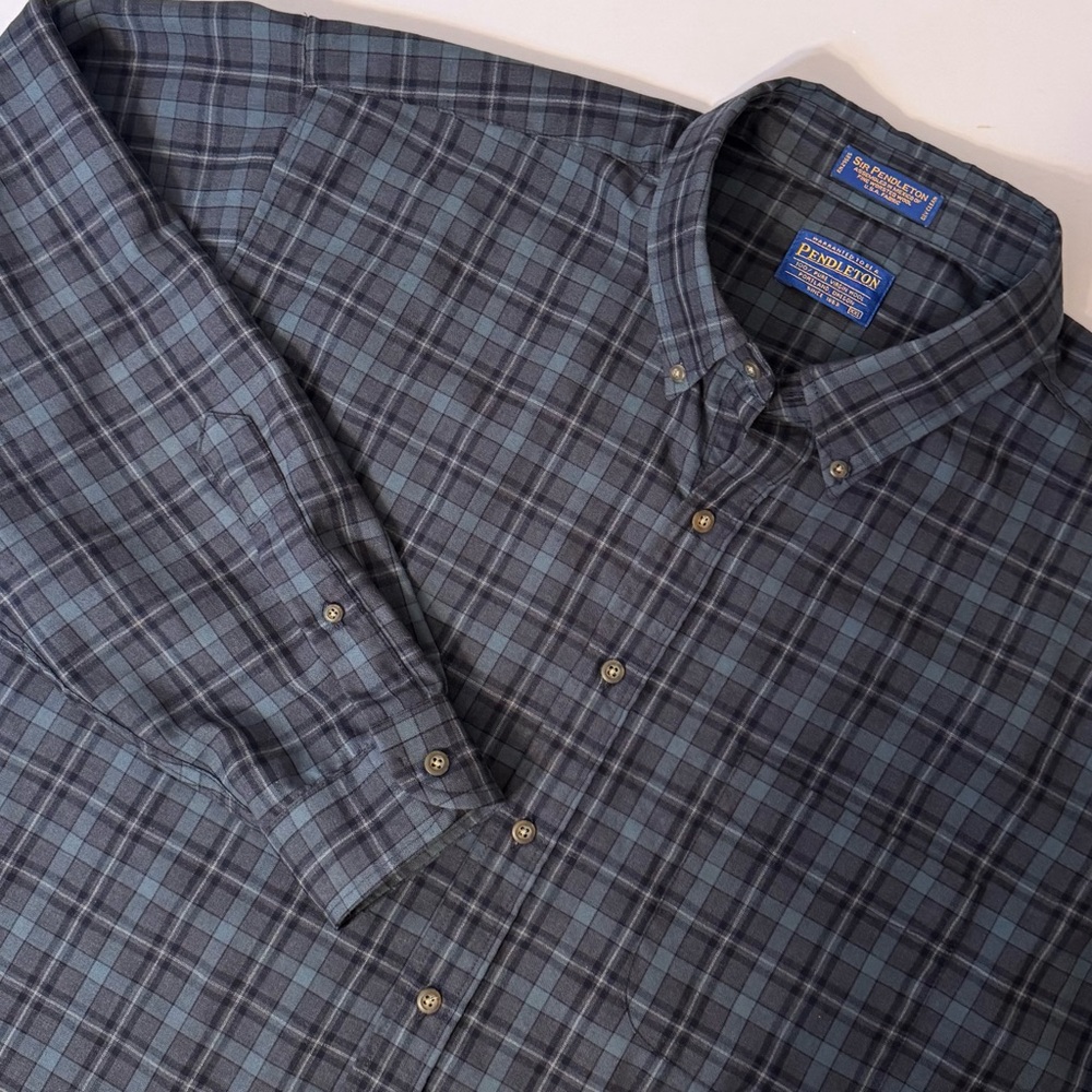Pendleton Blue and Gray Plaid Casual Button Down Shirt